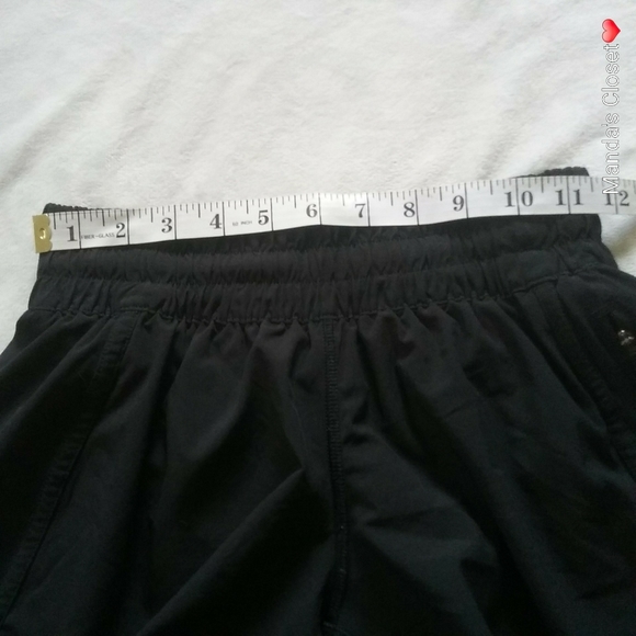 Lululemon Tracker Short V *4" Black (First Release) - Picture 14 of 16